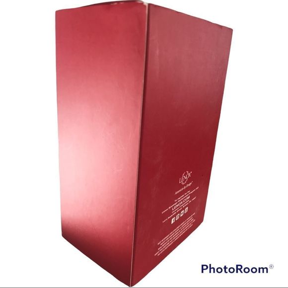 Lenox Ivory 2015 Wedding Cake 
Our First Christmas Together Hanging ornament NEW - Picture 10 of 14